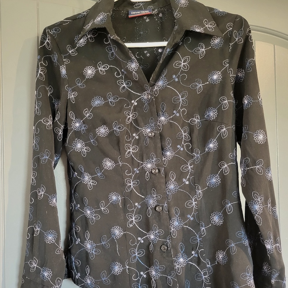 Denver Hayes Black shirt